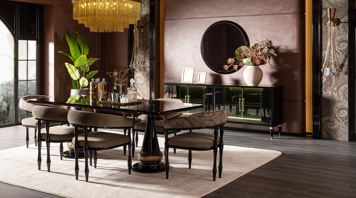 Antic Dining Set