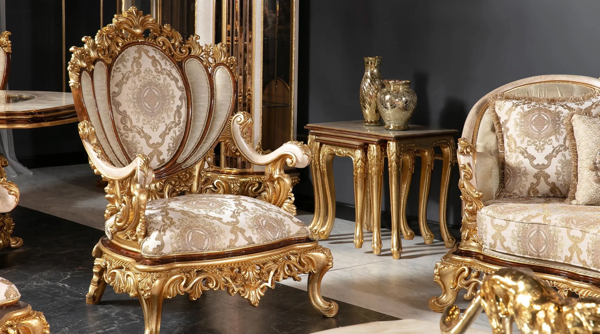 Victoria Royal Set