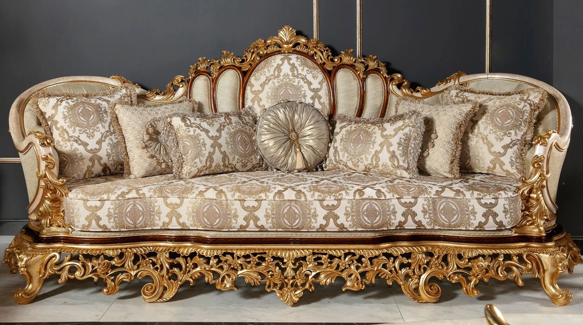 Victoria Royal Set
