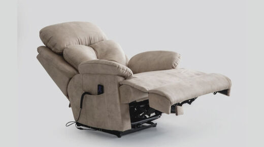 Massage Chair - Thumbnail (1)